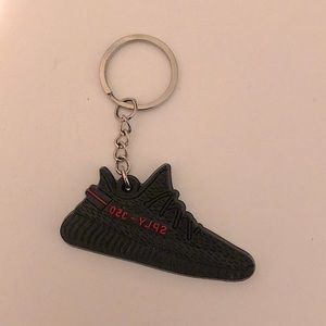 Yeezy 350 patent bred keychain